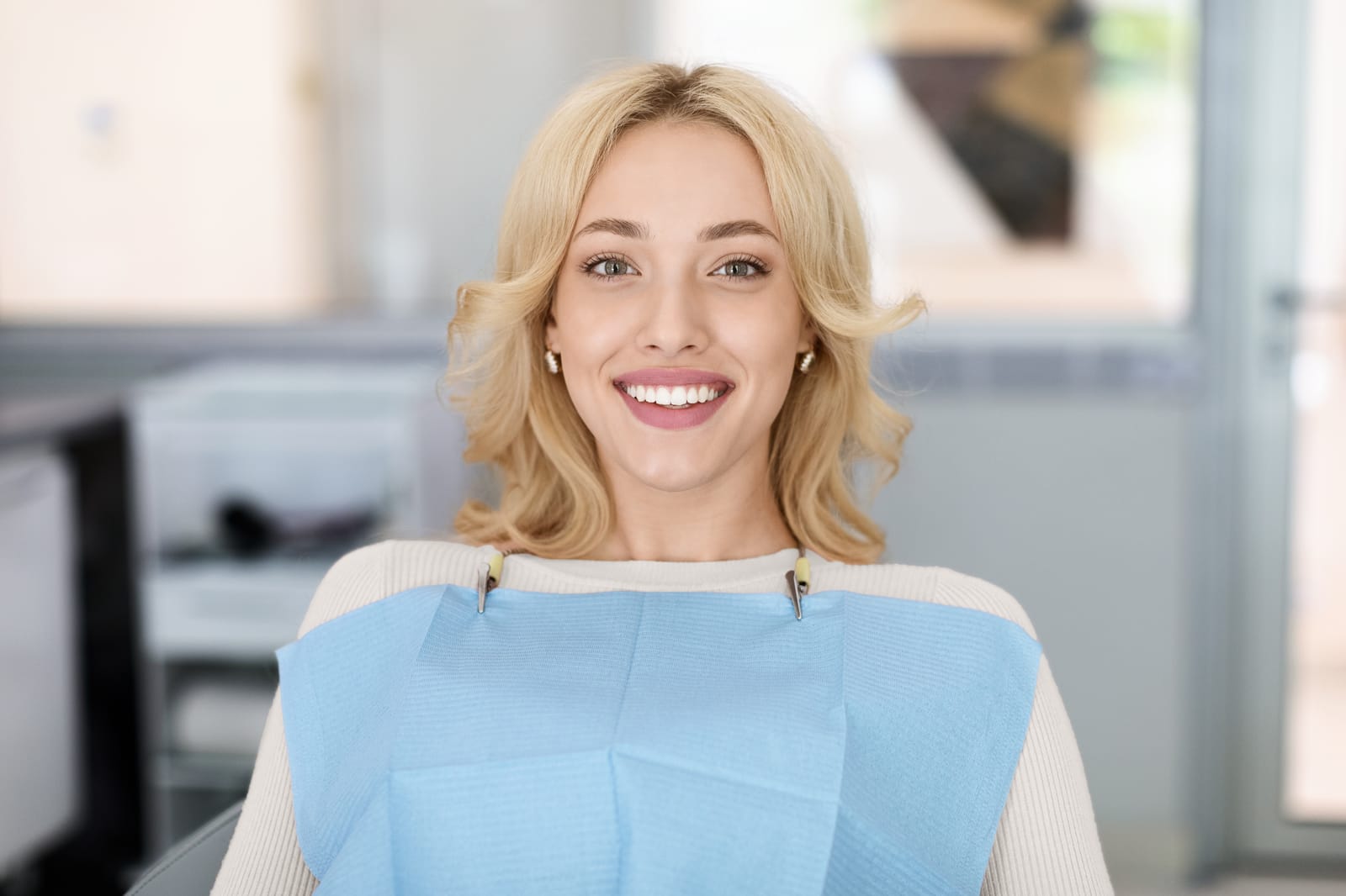 At Save Dental, we don't just treat symptoms—we focus on providing proactive care that ensures lasting health and happiness for our patients in St. George, Utah. Whether you're overdue for deep cleaning or exploring cosmetic dentistry options, our comprehensive services are designed to meet all your dental needs.